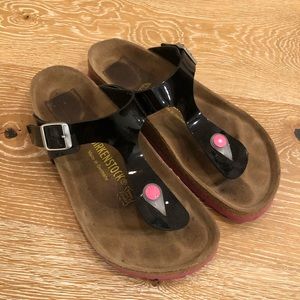 Birkenstock Gizeh, size 37, regular width, patent black and pink sole